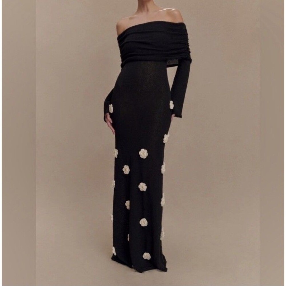 MESHKI Kiki Off The Shoulder Knit Rose Maxi Dress Medium Black